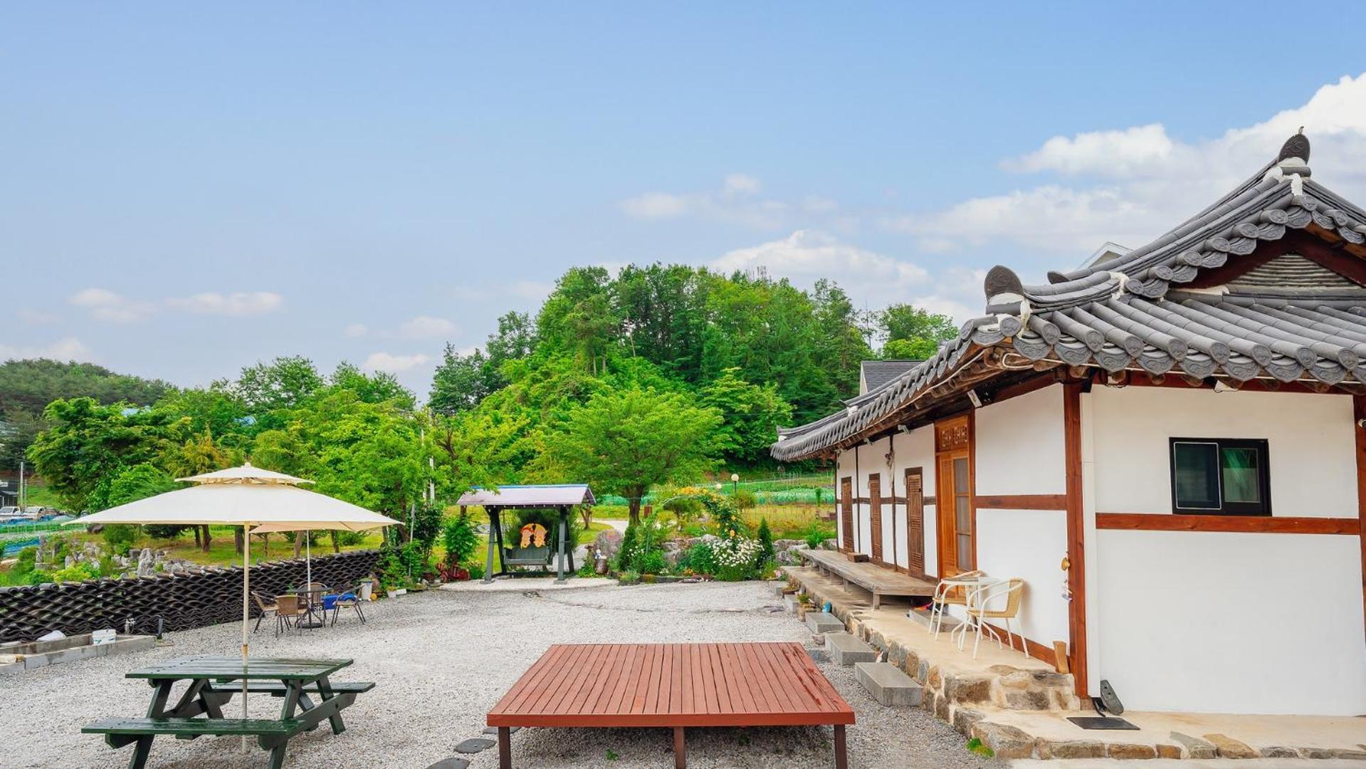 Gangneung Ggabinejip Hanok Pension Esterno foto